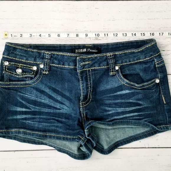 Bling Denim Shorts |SZ•13 Teens - Picture 4 of 4